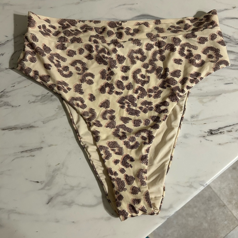 Aerie Cream and Brown Leopard Bikini Bottom